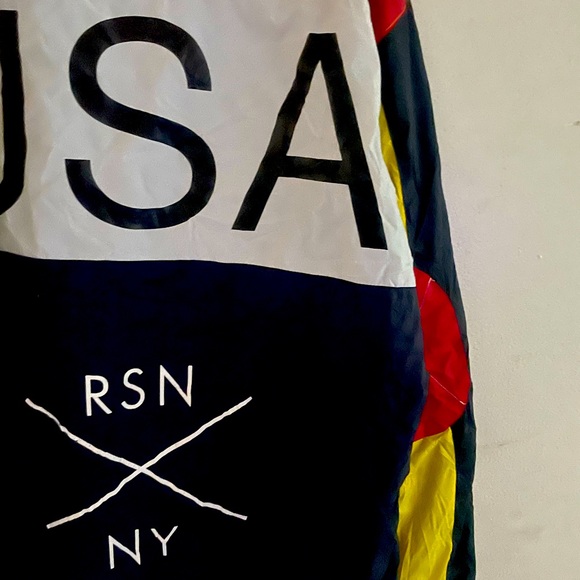 This that London shit - Picture 2 of 4